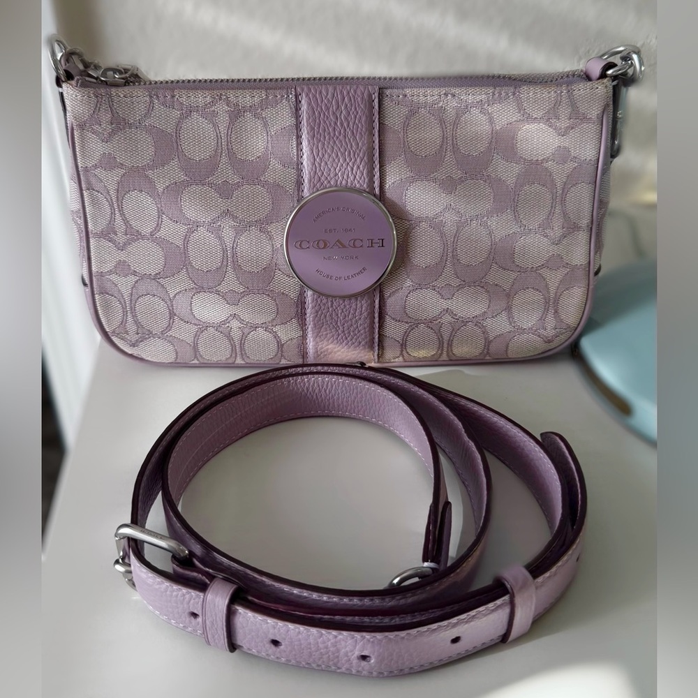 Coach Purple Signature Jacquard Shoulder/Crossbody Bag with two straps - Picture 2 of 7